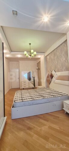 Продаётся 4-комн. новостройка 120 м², Абшеронcкий  р., photo 6 from 19