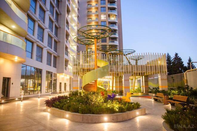 Продаётся 4-комн. новостройка 248 м², Насиминский  р., photo 1 from 13