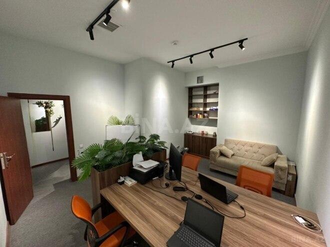 Сдаётся 3-комн. офис 85 м², м. Нариман Нариманов, photo 13 from 16