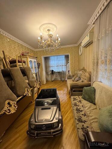 Продаётся 4-комн. вторичка 110 м², м. 20 января, photo 9 from 27