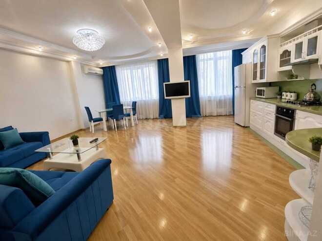 İcarəyə verilir 2 otaqlı yeni tikili 70 m², 8 Noyabr m., photo 1 from 7