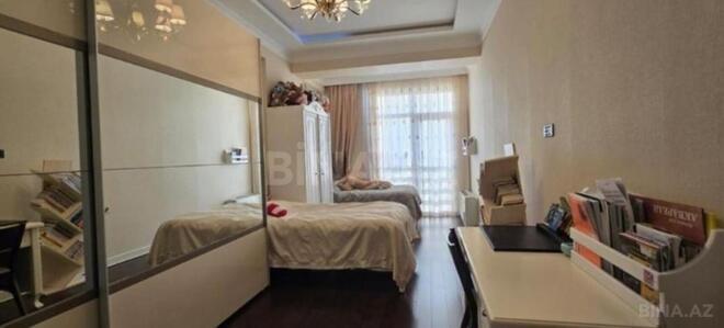 Сдаётся 3-комн. новостройка 137 м², м. Низами, photo 3 from 9
