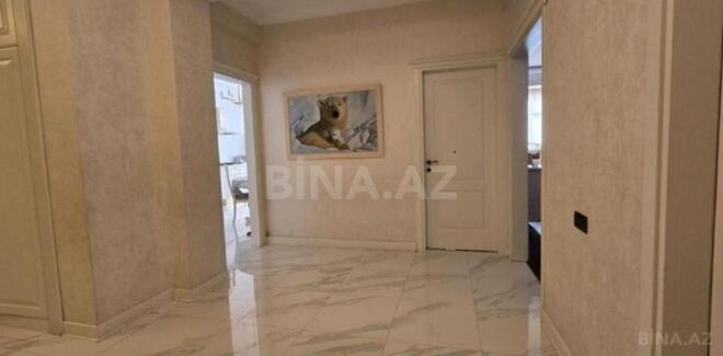 Сдаётся 3-комн. новостройка 137 м², м. Низами, photo 6 from 9