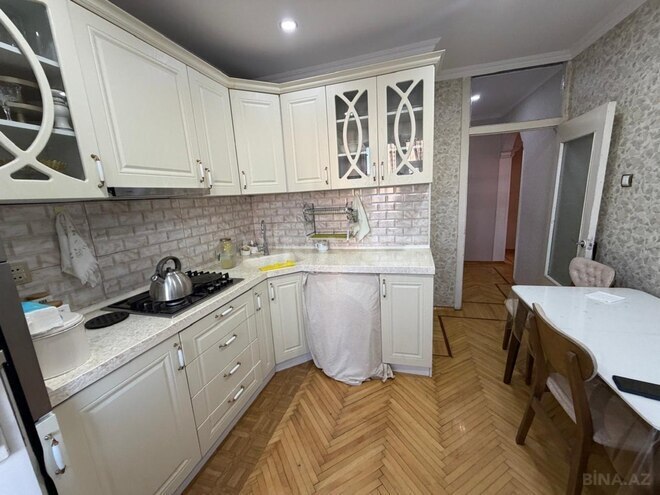 Продаётся 3-комн. вторичка 90 м², м. Иншаатчылар, photo 8 from 19