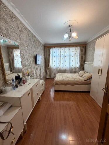 Продаётся 3-комн. вторичка 90 м², м. Иншаатчылар, photo 4 from 19