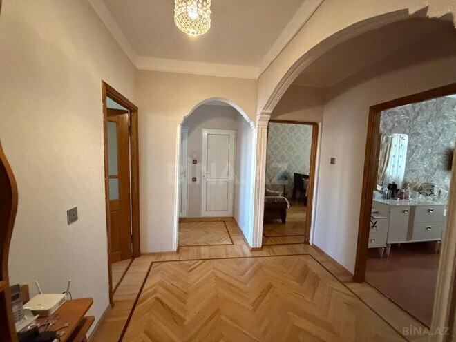 Продаётся 3-комн. вторичка 90 м², м. Иншаатчылар, photo 17 from 19
