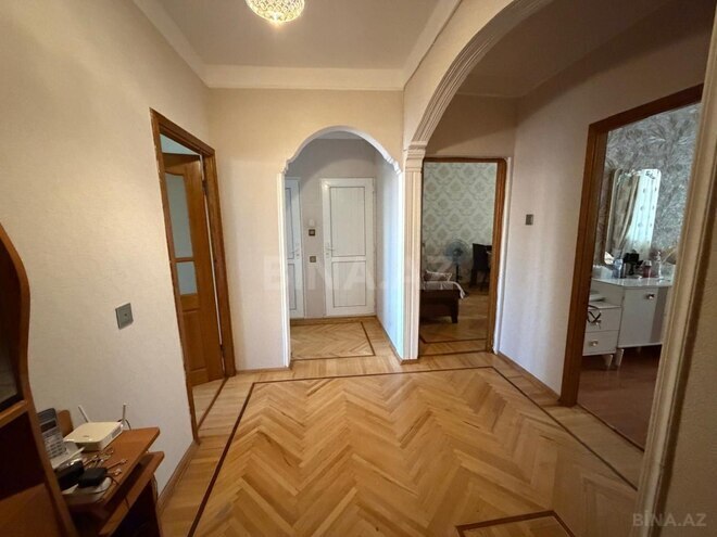 Продаётся 3-комн. вторичка 90 м², м. Иншаатчылар, photo 18 from 19