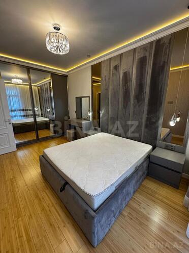 Сдаётся 3-комн. новостройка 115 м², м. Низами, photo 3 from 21