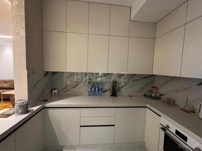 Сдаётся 3-комн. новостройка 115 м², м. Низами, photo 16 from 21