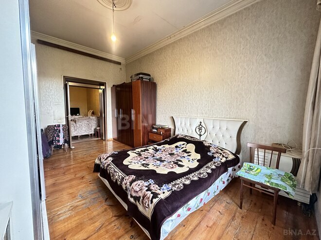 Satılır 2 otaqlı köhnə tikili 55 m², 28 May m., photo 6 from 14