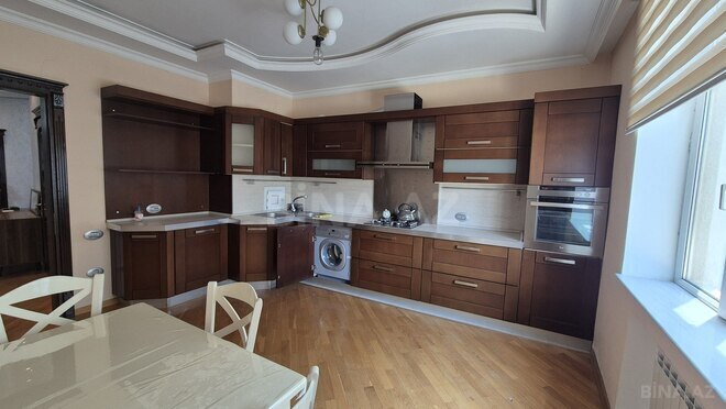 İcarəyə verilir 3 otaqlı yeni tikili 150 m², Gənclik m., photo 21 from 25