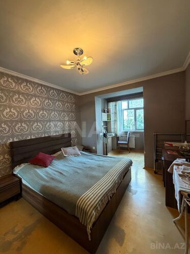 Satılır 2 otaqlı köhnə tikili 65 m², Xalqlar Dostluğu m., photo 14 from 17