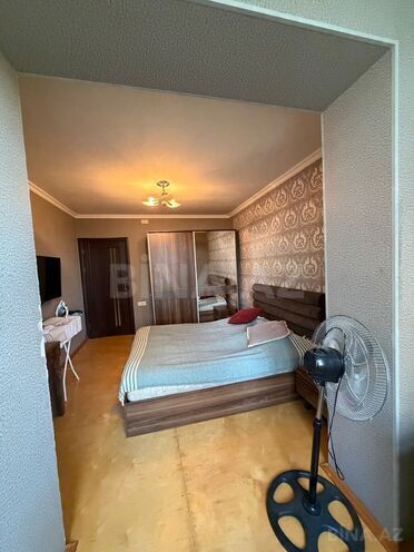 Satılır 2 otaqlı köhnə tikili 65 m², Xalqlar Dostluğu m., photo 12 from 17