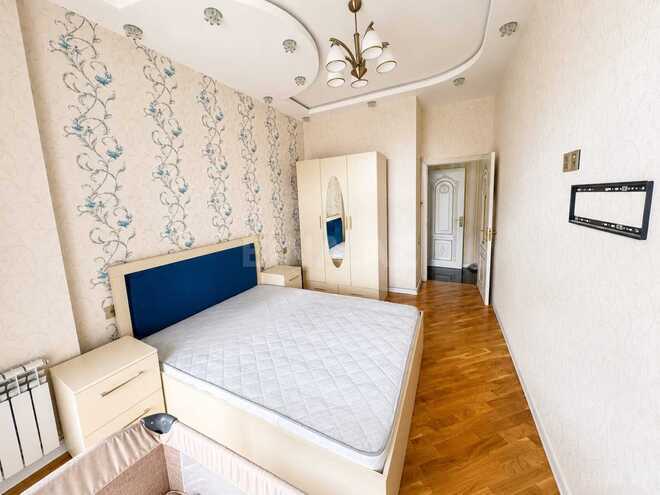 Сдаётся 2-комн. новостройка 75 м², м. Нефтчиляр, photo 5 from 11
