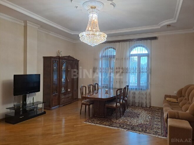 İcarəyə verilir 10 otaqlı həyət evi/bağ evi 700 m², Nərimanov r., photo 5 from 17