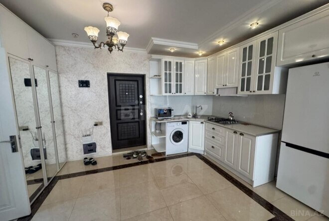 Сдаётся 2-комн. новостройка 70 м², м. 8 ноября, photo 1 from 10