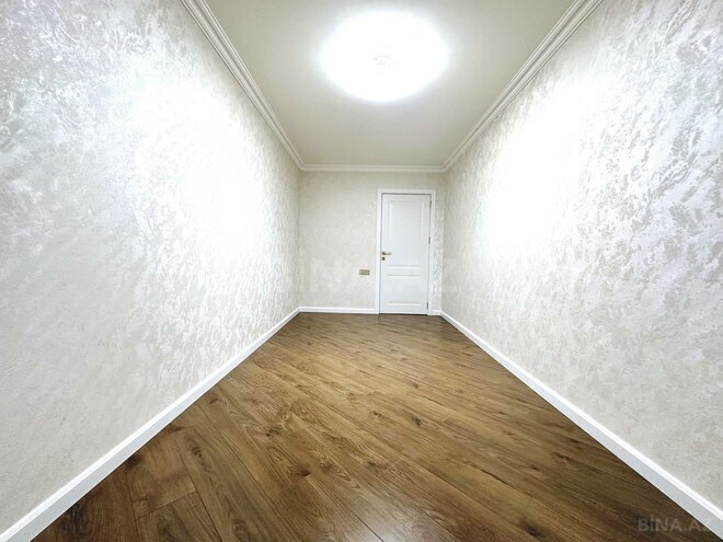 Satılır 2 otaqlı köhnə tikili 65 m², Qara Qarayev m., photo 4 from 19