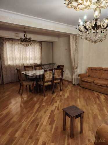 Сдаётся 2-комн. вторичка 65 м², м. 8 ноября, photo 8 from 24