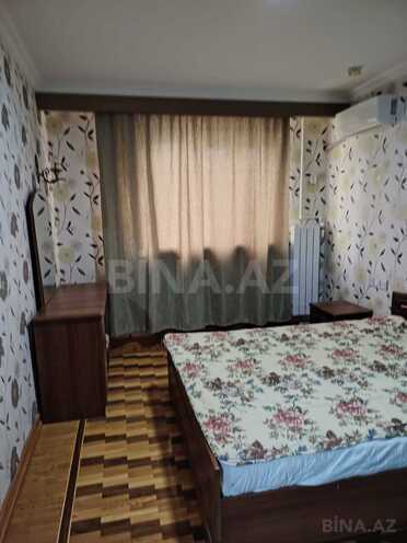 Сдаётся 2-комн. вторичка 65 м², м. 8 ноября, photo 4 from 24