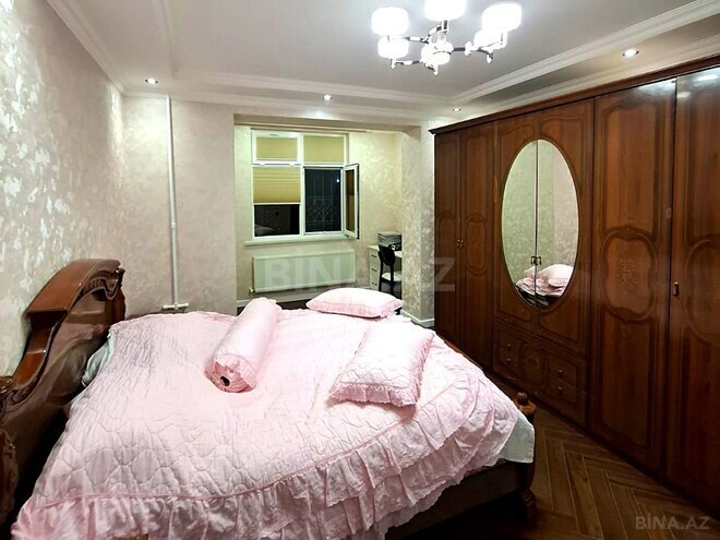 Продаётся 3-комн. вторичка 90 м², м. Кара Караев, photo 10 from 32