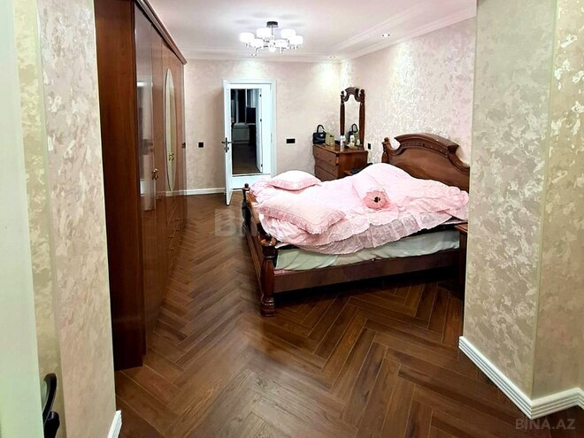 Продаётся 3-комн. вторичка 90 м², м. Кара Караев, photo 9 from 32