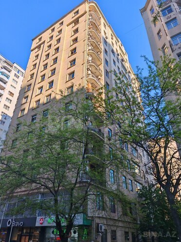 Продаётся 3-комн. новостройка 134 м², м. Низами, photo 23 from 29