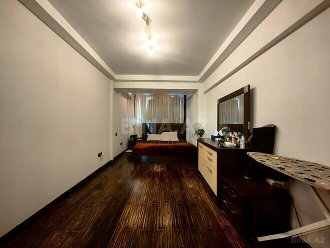 Satılır 3 otaqlı köhnə tikili 125 m², 28 May m., photo 17 from 28