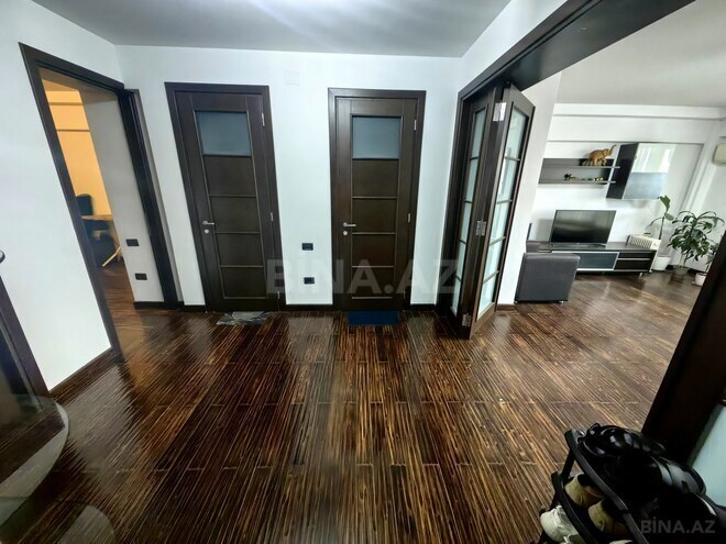 Satılır 3 otaqlı köhnə tikili 125 m², 28 May m., photo 16 from 28
