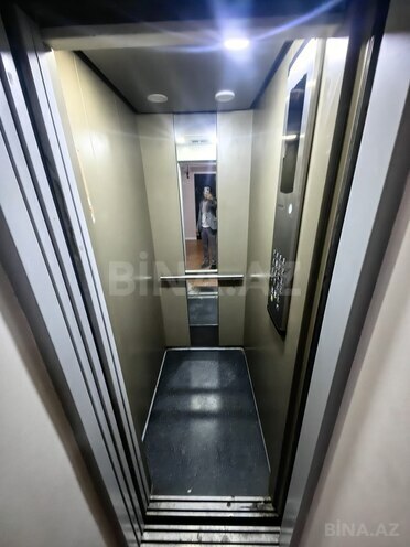 Satılır 3 otaqlı köhnə tikili 125 m², 28 May m., photo 23 from 28