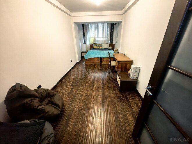 Satılır 3 otaqlı köhnə tikili 125 m², 28 May m., photo 19 from 28