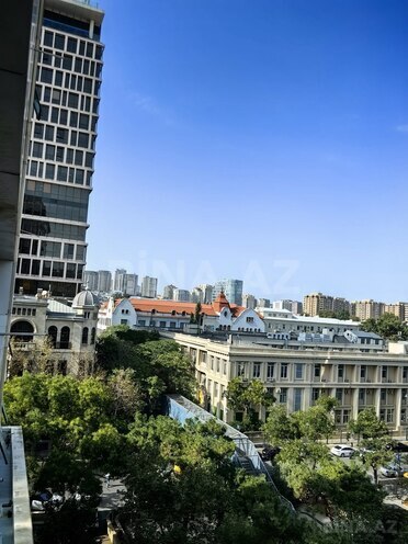 Satılır 3 otaqlı köhnə tikili 125 m², 28 May m., photo 6 from 28