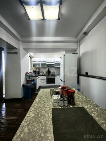 Satılır 3 otaqlı köhnə tikili 125 m², 28 May m., photo 11 from 28