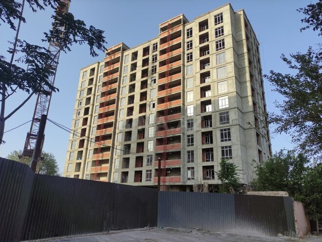 Продается 1-комн. новостройка 68 м², пос. Бакиханова, photo 1 from 18