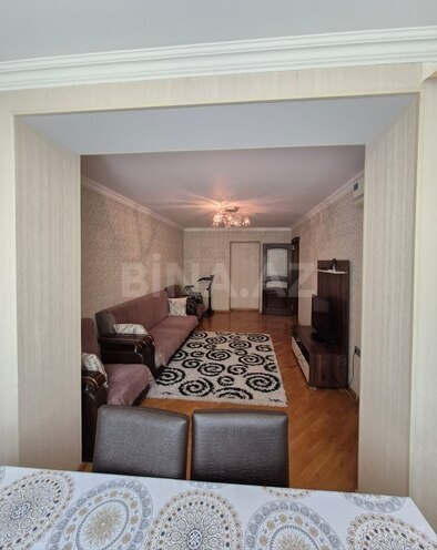 Продаётся 3-комн. вторичка 75 м², м. Низами, photo 4 from 14