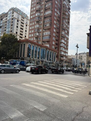 Продаётся 2-комн. новостройка 70 м², м. Гянджлик, photo 16 from 17
