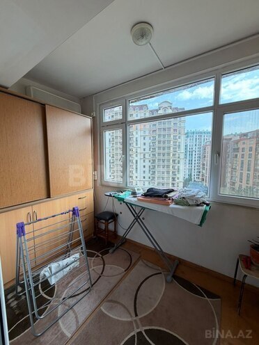 Satılır 2 otaqlı köhnə tikili 65 m², Gənclik m., photo 16 from 25