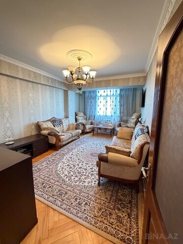 Satılır 2 otaqlı köhnə tikili 65 m², Gənclik m., photo 6 from 25