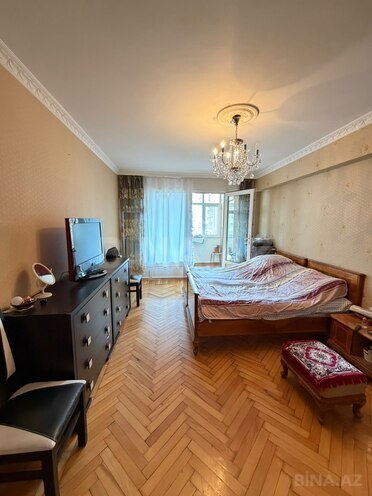 Satılır 2 otaqlı köhnə tikili 65 m², Gənclik m., photo 7 from 25