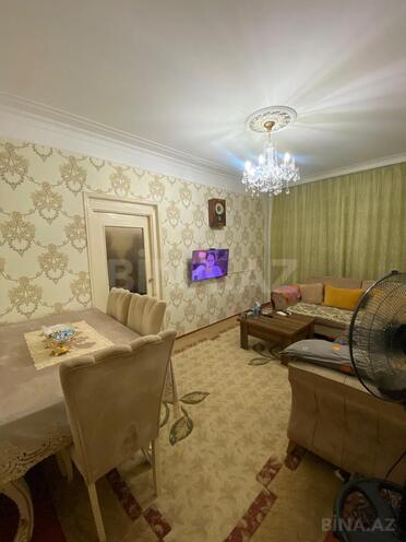Satılır 4 otaqlı köhnə tikili 100 m², Qaraçuxur q., photo 1 from 17