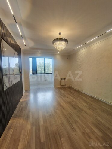 Продаётся 3-комн. вторичка 70 м², м. Гянджлик, photo 1 from 10