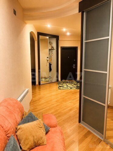Сдаётся 3-комн. новостройка 100 м², пос. Бадамдар, photo 3 from 7