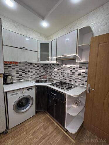 Satılır 2 otaqlı köhnə tikili 65 m², İnşaatçılar m., photo 11 from 13