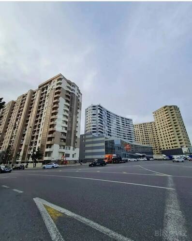 Satılır 2 otaqlı yeni tikili 70 m², Əhmədli m., photo 1 from 17