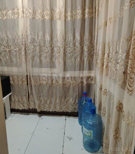 Satılır 2 otaqlı köhnə tikili 65 m², İnşaatçılar m., photo 8 from 16
