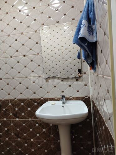 Satılır 2 otaqlı köhnə tikili 65 m², İnşaatçılar m., photo 10 from 16