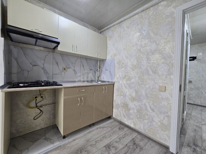 Продаётся 2-комн. вторичка 60 м², м. Кара Караев, photo 12 from 16