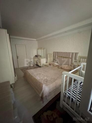 Продаётся 3-комн. вторичка 70 м², м. Кара Караев, photo 8 from 24