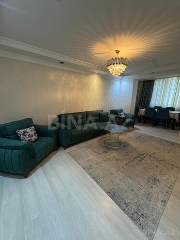 Продаётся 3-комн. вторичка 70 м², м. Кара Караев, photo 3 from 24