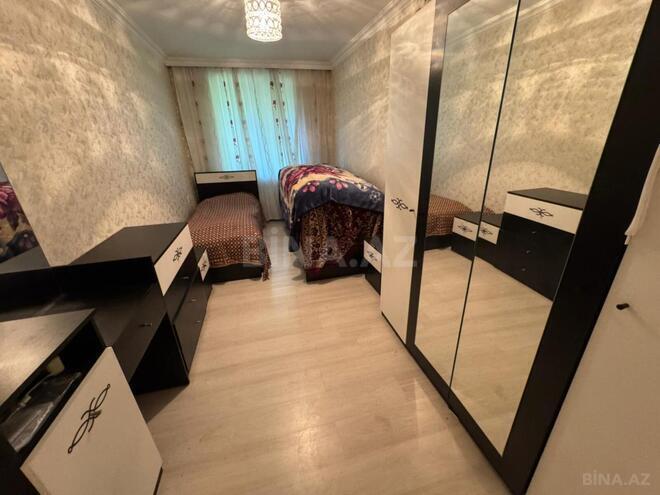 Продаётся 3-комн. вторичка 70 м², м. Кара Караев, photo 12 from 24