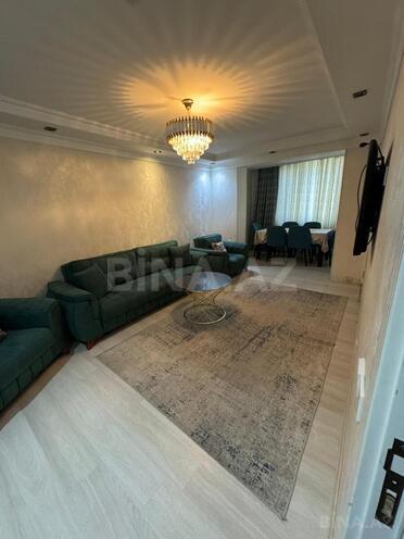 Продаётся 3-комн. вторичка 70 м², м. Кара Караев, photo 15 from 24